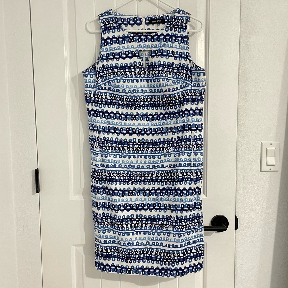 Nine West White & Blue Sleeveless Sheath Dress